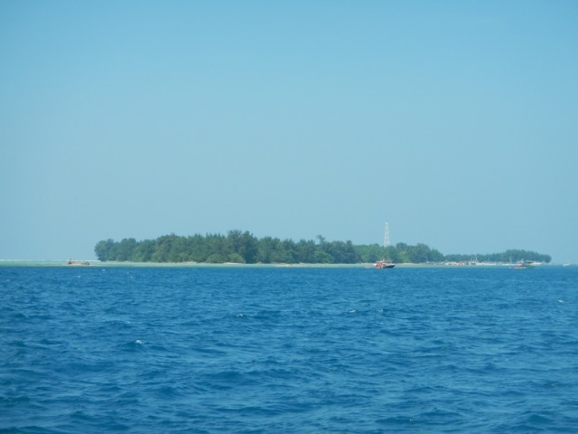 Pulau Payung dari kejauhan